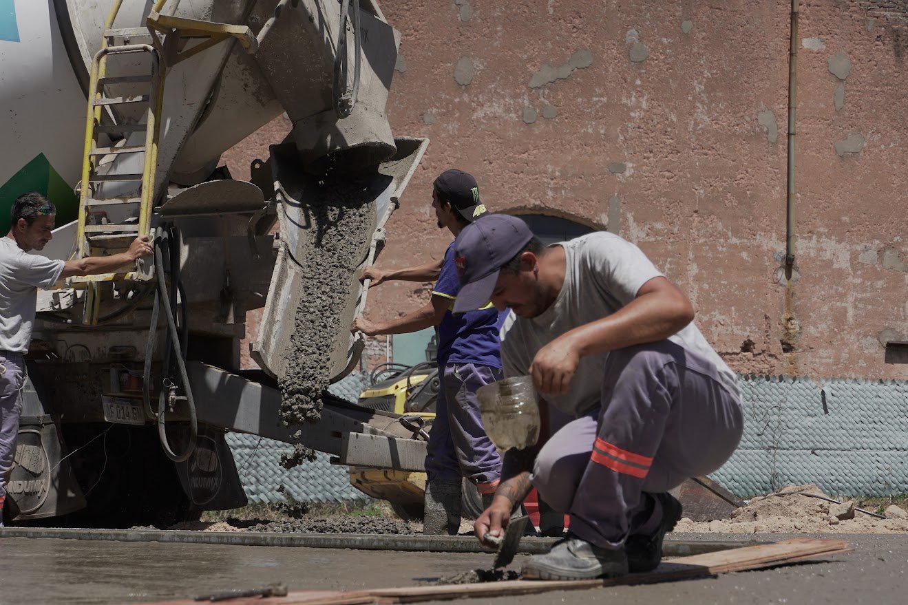 Avanza la construcción de un anfiteatro en el Centro Cultural La Trocha