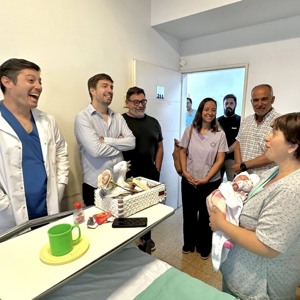 Intendente visitó a Melina, la primera mercedina del año