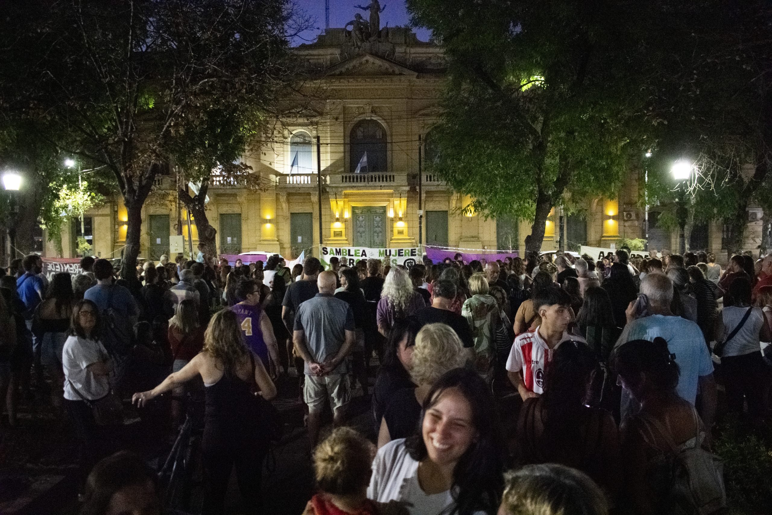 Mercedes: gran marcha del orgullo y discursos fascistas