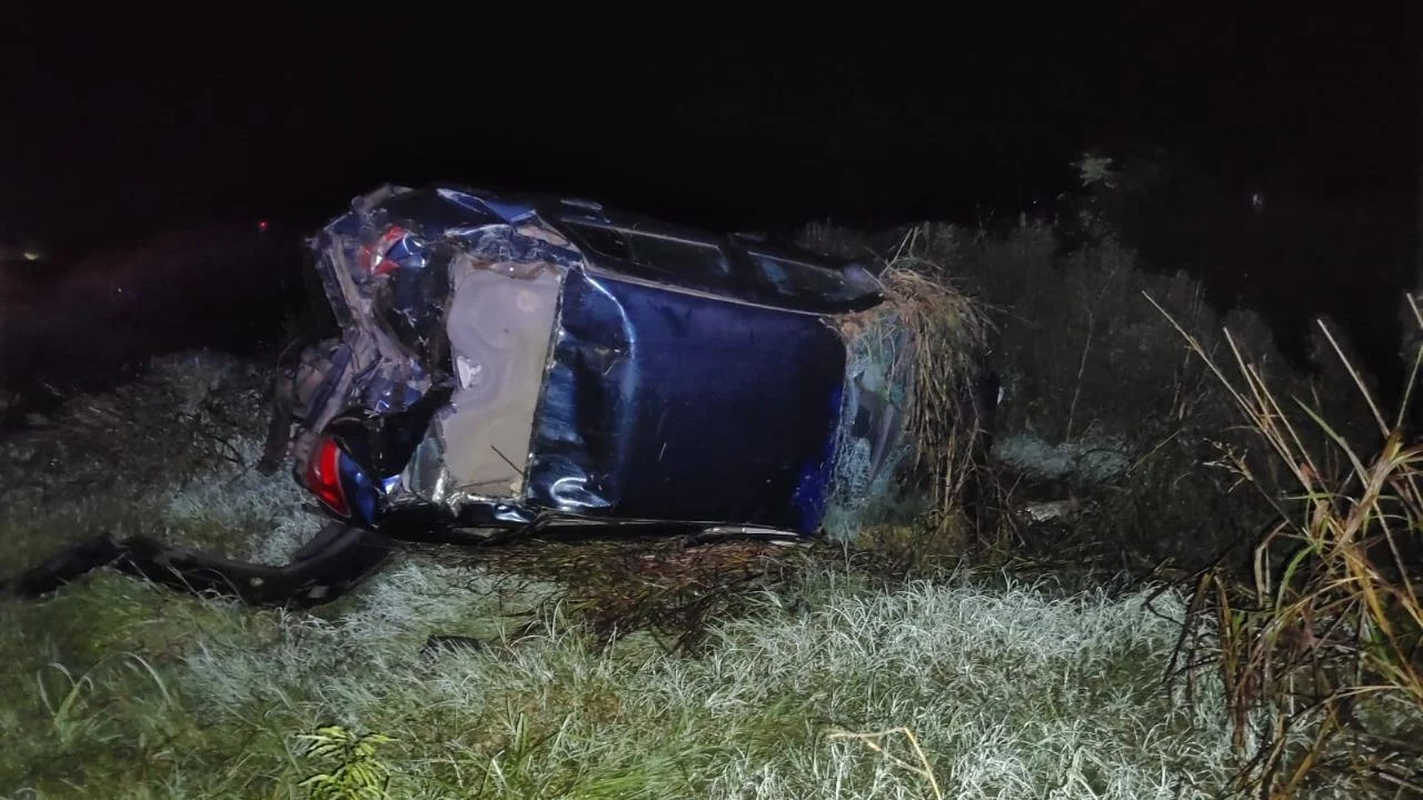 Despiste y vuelco en Ruta N5 altura Chivilcoy