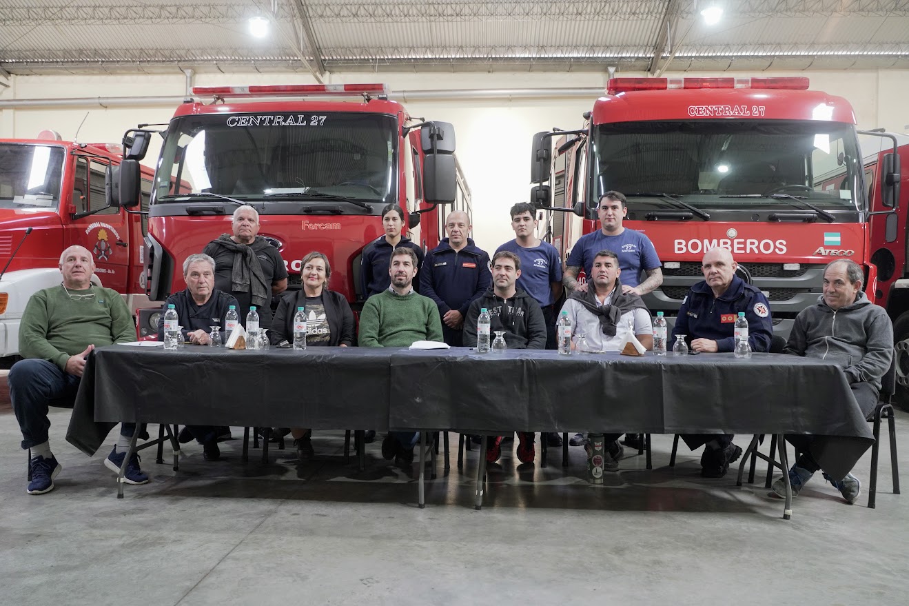 Ustarroz entregó subsidio para construir el destacamento de Bomberos de Gowland