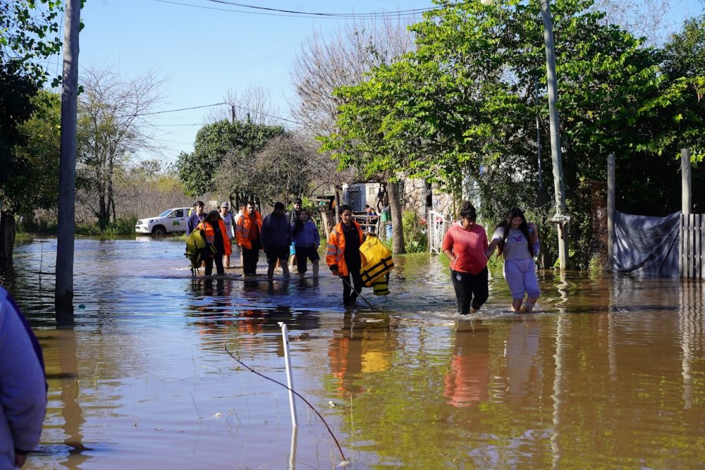Fuerte despliegue de la municipalidad de Mercedes ante el temporal