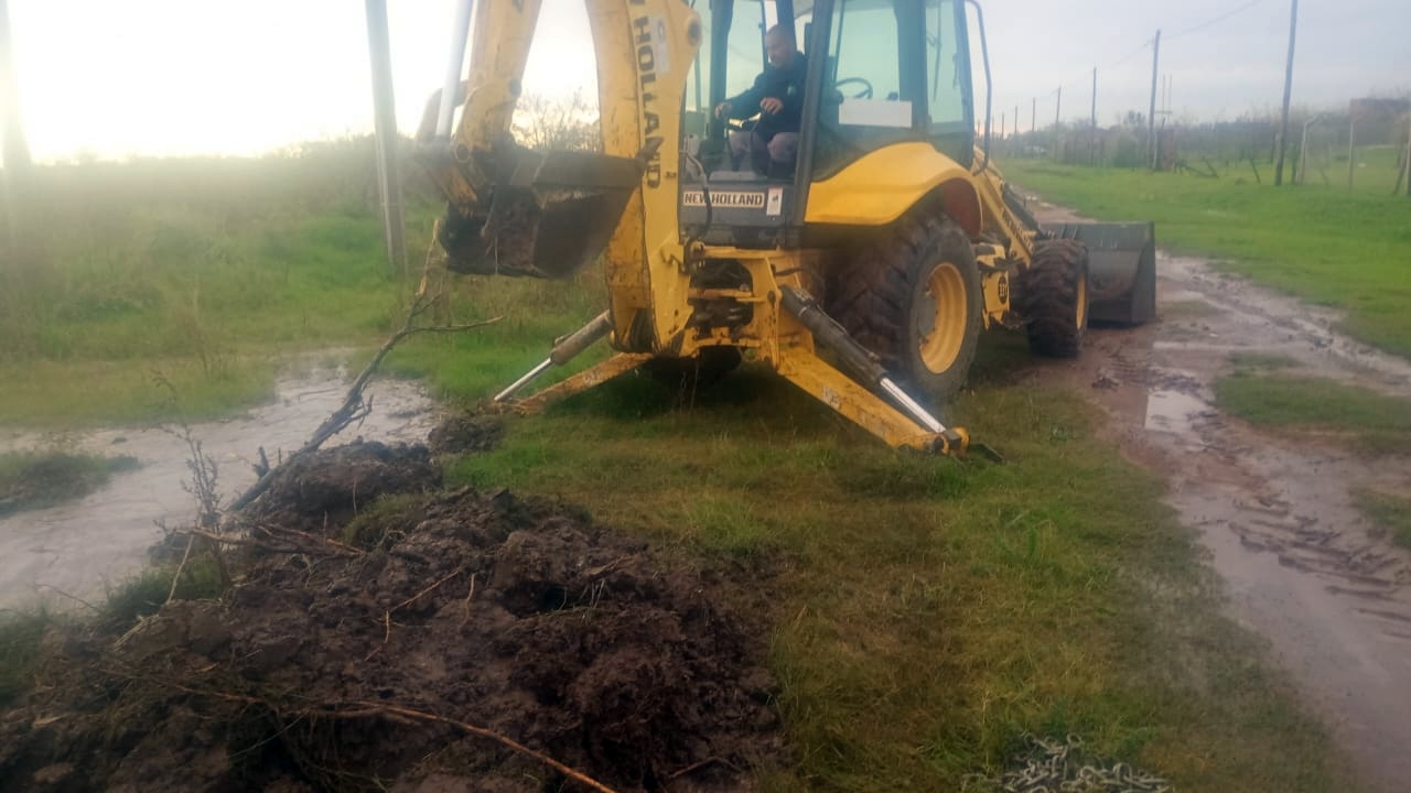El centro de evacuados municipal recibió y asiste a familias