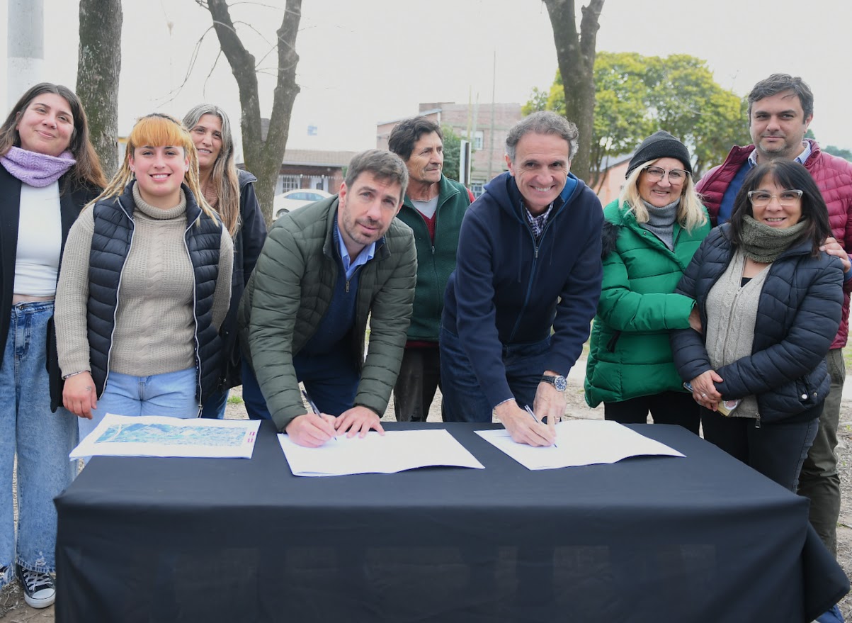 Gabriel Katopodis obras en Mercedes