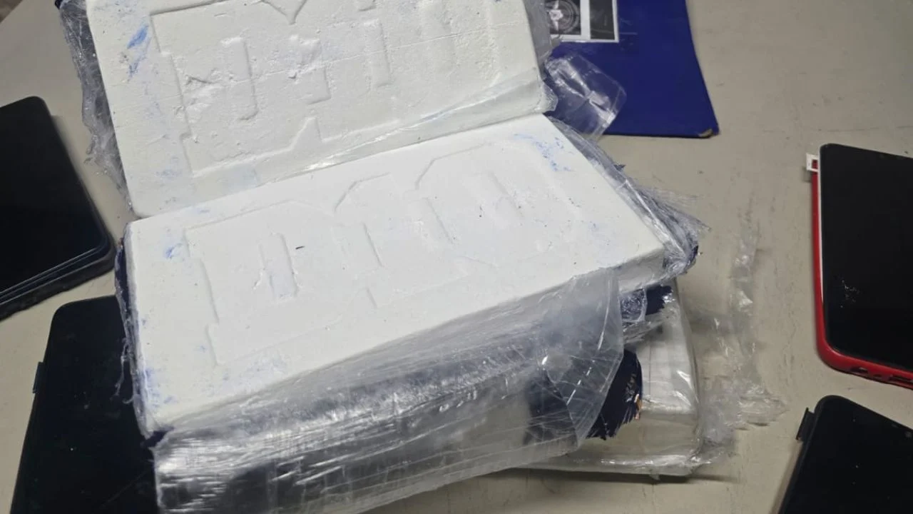 Ruta N°5: Policía Vial secuestra más de 3kg de Cocaina