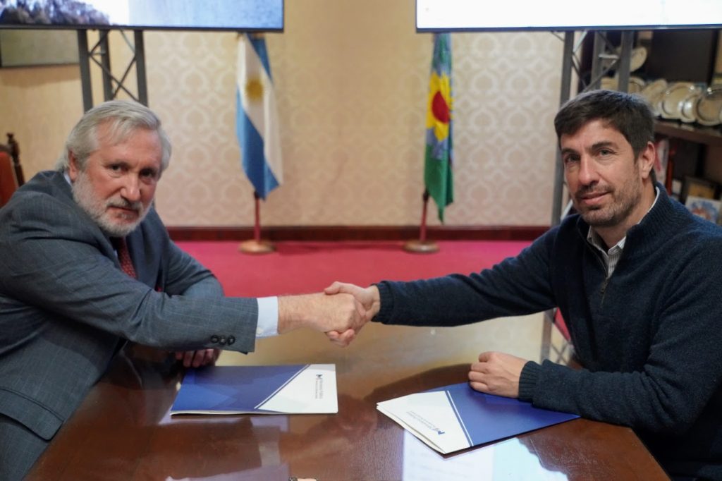 Ustarroz y Conte Grand firman convenio entre Municipio y Ministerio Público Fiscal