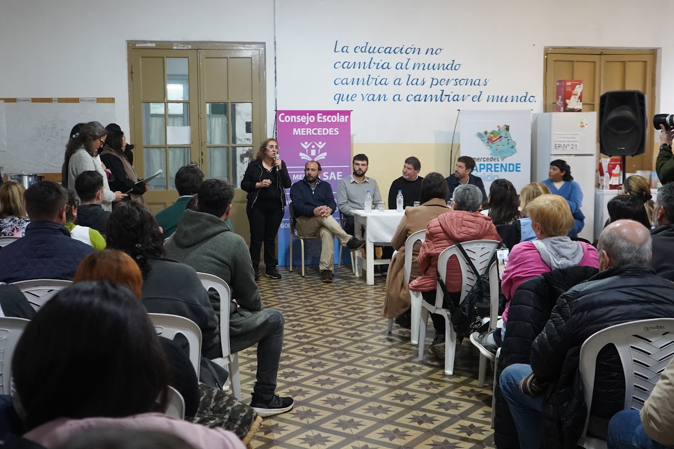 Escuelas: más equipamiento y bienes para los programas alimentarios