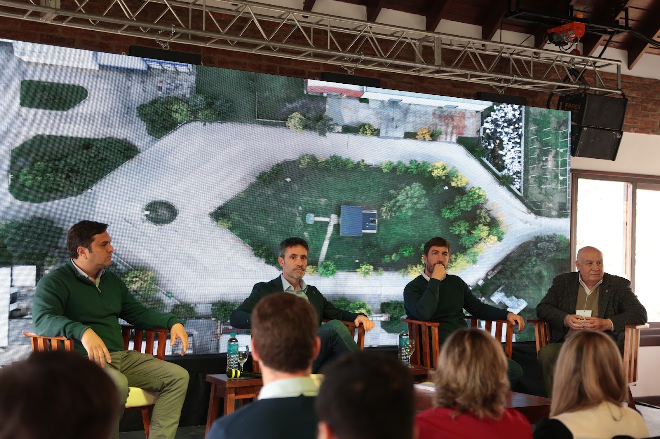 Ustarroz llamó al sector industrial a “trazar una agenda en clave productiva”