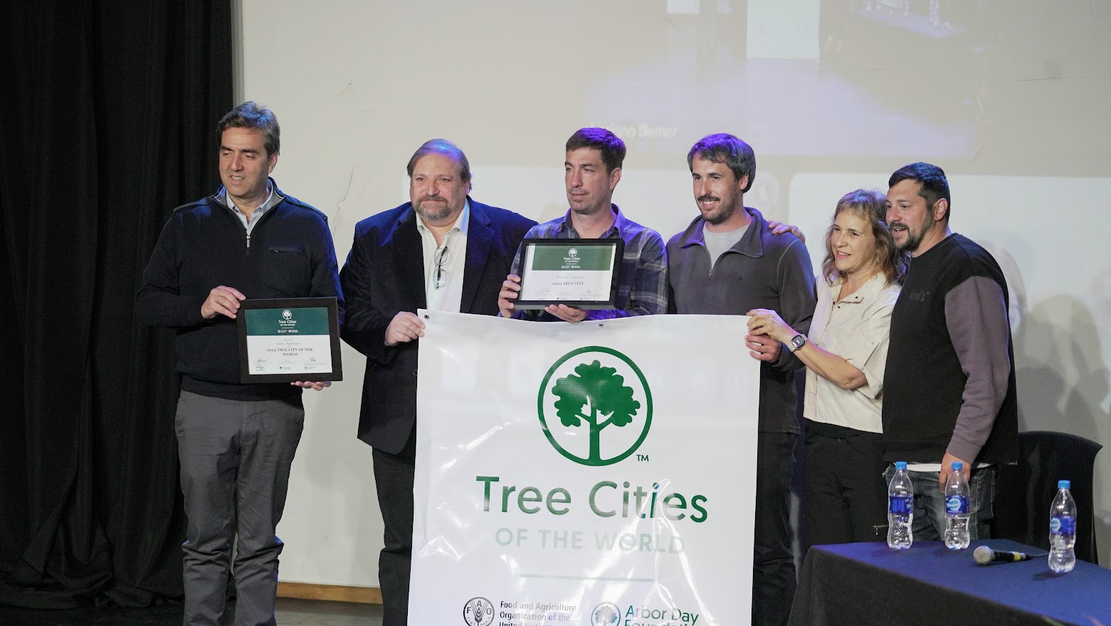 Mercedes premiada internacionalmente por su tarea en el “Bosque Urbano”