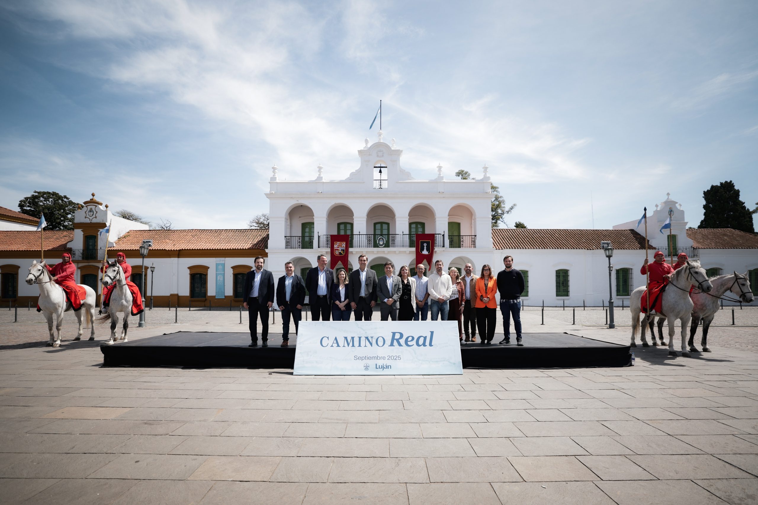 Kicillof presentó el programa turístico Camino Real y Mercedes estuvo presente
