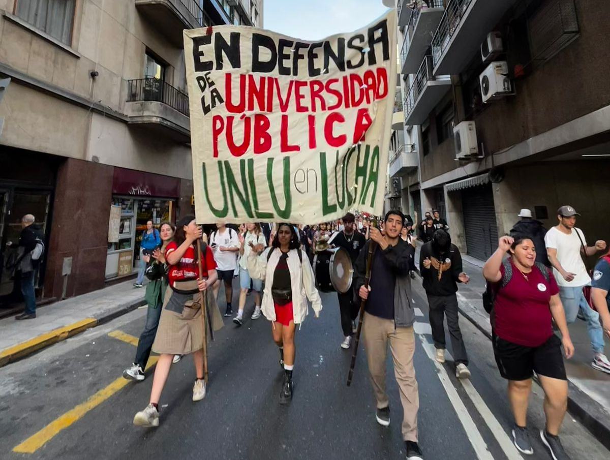 Marcha universitaria contra el veto de Milei