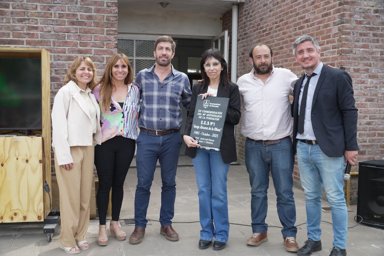 Se conmemoró el 40° aniversario de la Escuela Secundaria N°1
