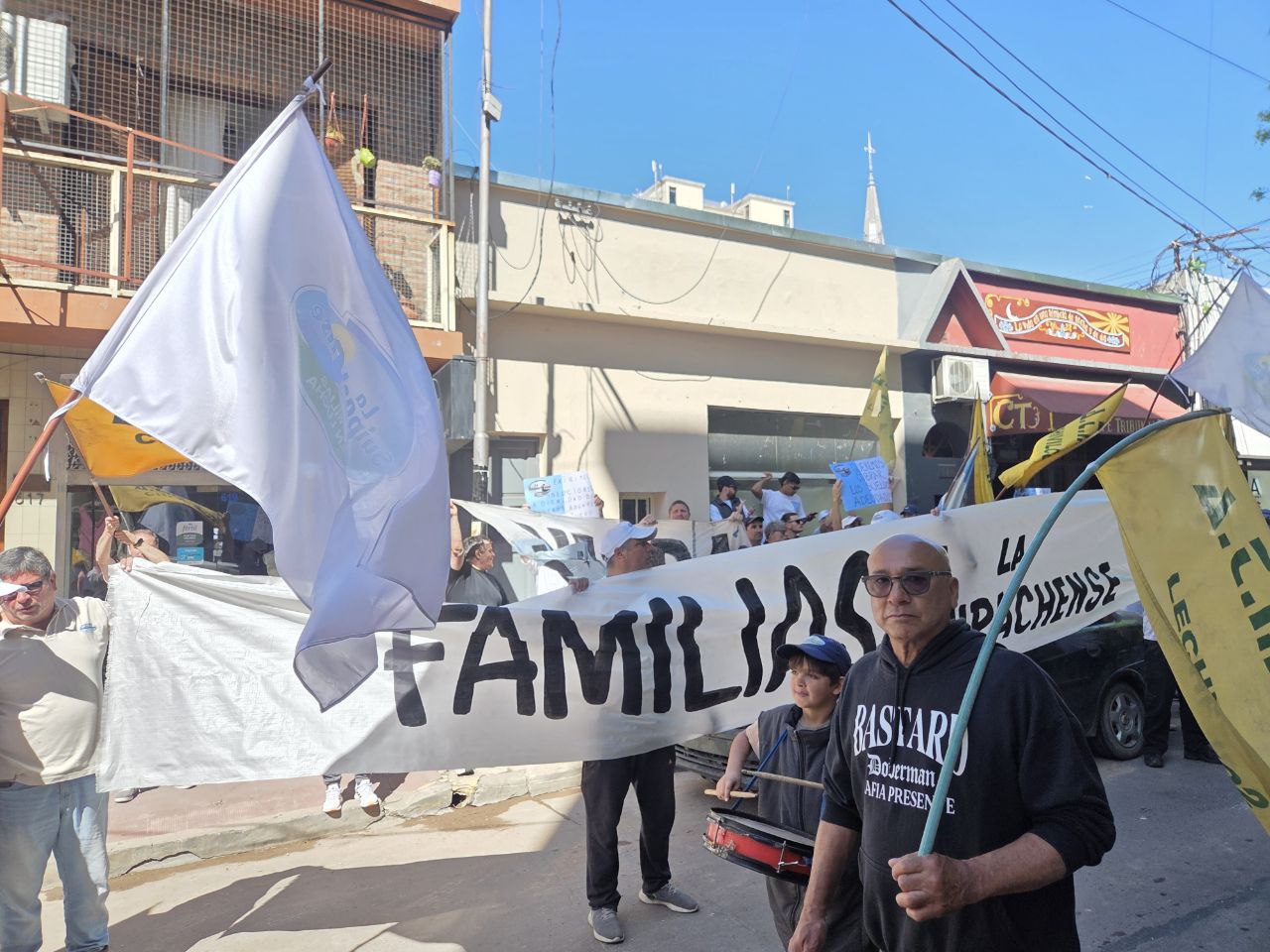 Reclamo empleados de La Suipachense