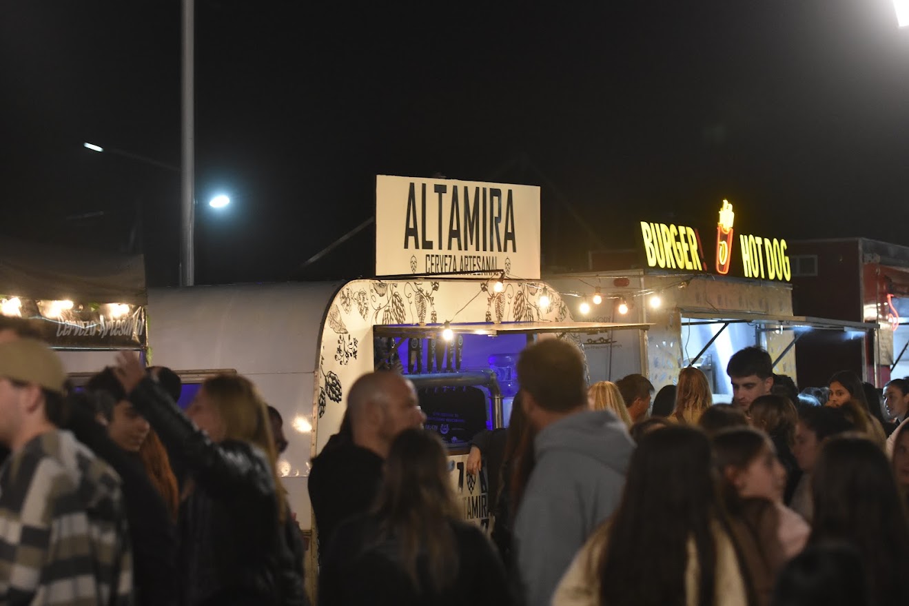 "Pinta Verano": La apuesta autogestiva que refresca la noche en Mercedes