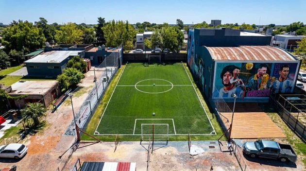 Fuera de Juego - Mercedes