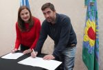 Ustarroz y ministra Díaz firmaron convenios por obras y políticas de genero