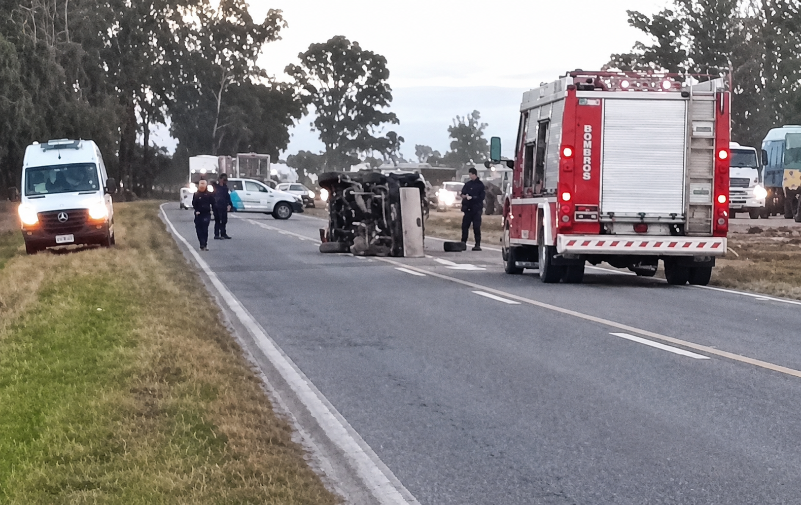 Siniestro vial: 2 personas fallecidas en la Ruta N° 5