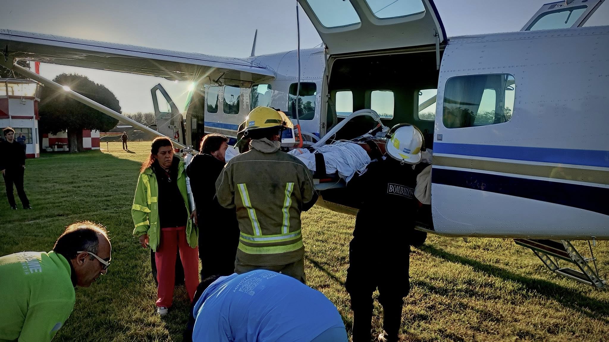 Operativo de alta complejidad: aeroevacuaron a un paciente crítico de Entre Ríos al Hospital Dubarry