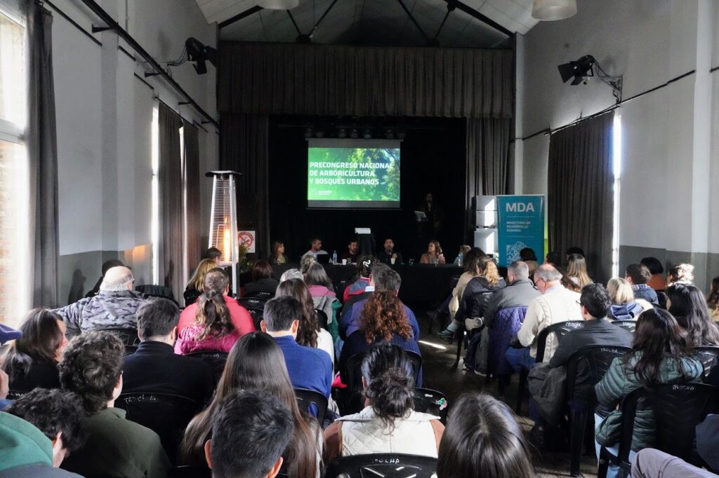 Mercedes fue sede de la Jornada Precongreso de Arboricultura y Bosques Urbanos con fuerte impronta regional