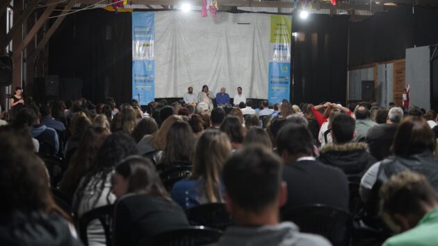 Arranca el 3° Congreso Educativo Nacional de Mercedes