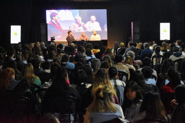 Con gran participación y la visita de ministra Terigi, cerró la primera jornada del 3° Congreso de Educación en Mercedes