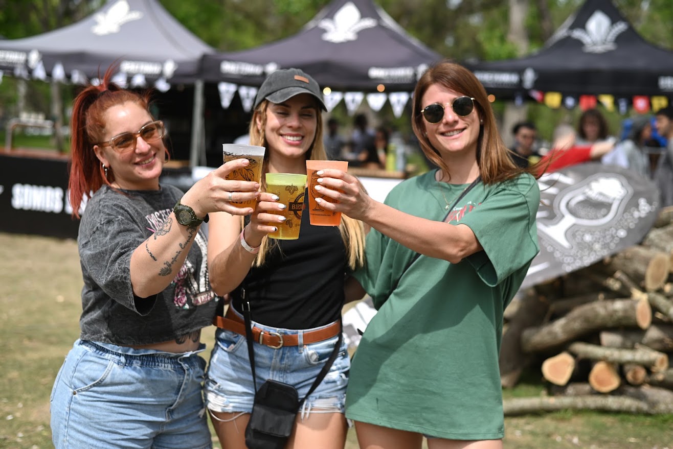 Se viene el 8° Festival de Cerveceros Mercedinos con Amar Azul, Grupo Play y gran tributo ricotero